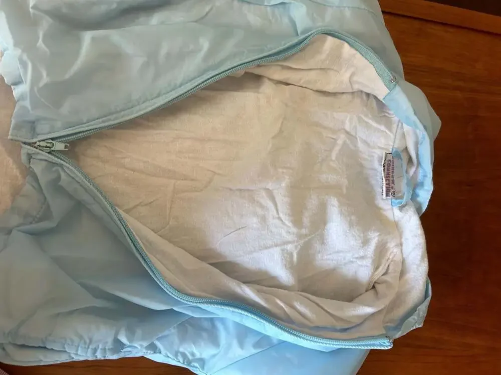 Vintage Light Blue Full Zip Lightweight Windbreaker Jacket with Hood